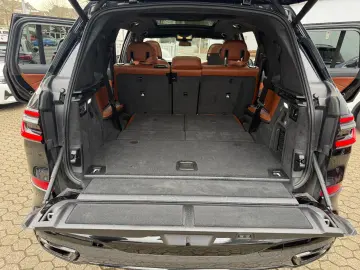 BMW X7 xDrive 40 d M Sport ACC PANO AHK