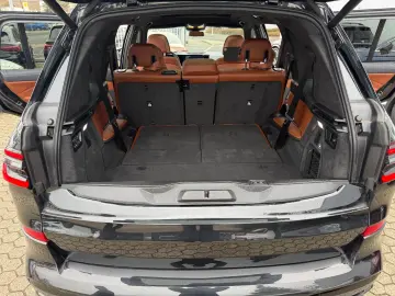 BMW X7 xDrive 40 d M Sport ACC PANO AHK