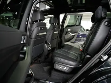 BMW X7 xDrive40d M SPORT PRO 22LM Standh.