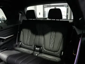 BMW X7 xDrive40d M SPORT PRO 22LM Standh.