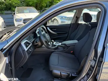 BMW Seria 3 320d xDrive