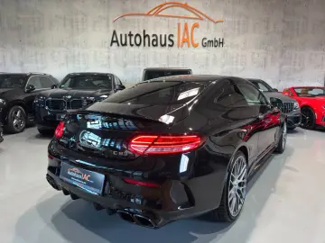 MERCEDES-BENZ C 63 AMG Coupe