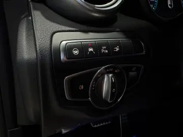 MERCEDES-BENZ C 63 AMG Coupe