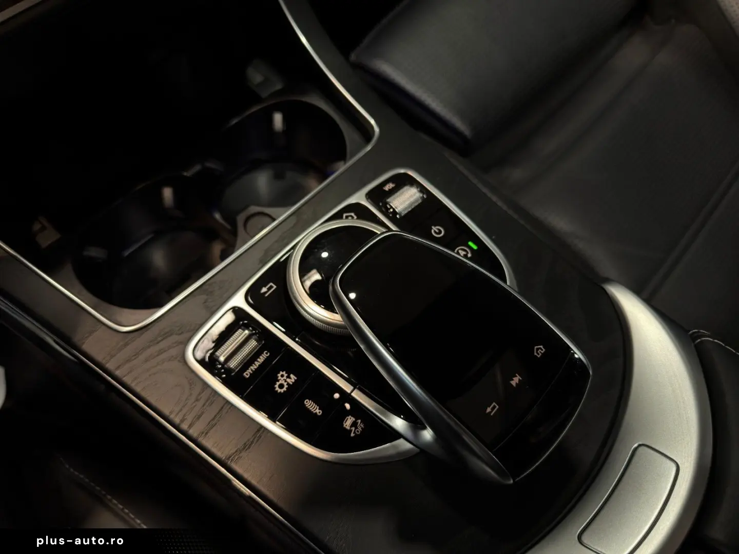 MERCEDES-BENZ C 63 AMG Coupe