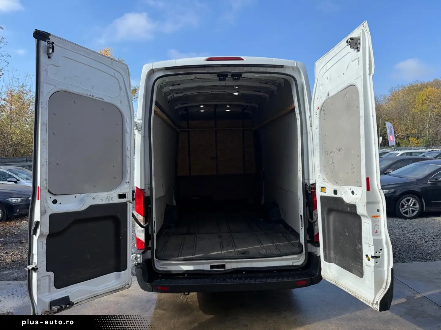 Ford Transit L4H3