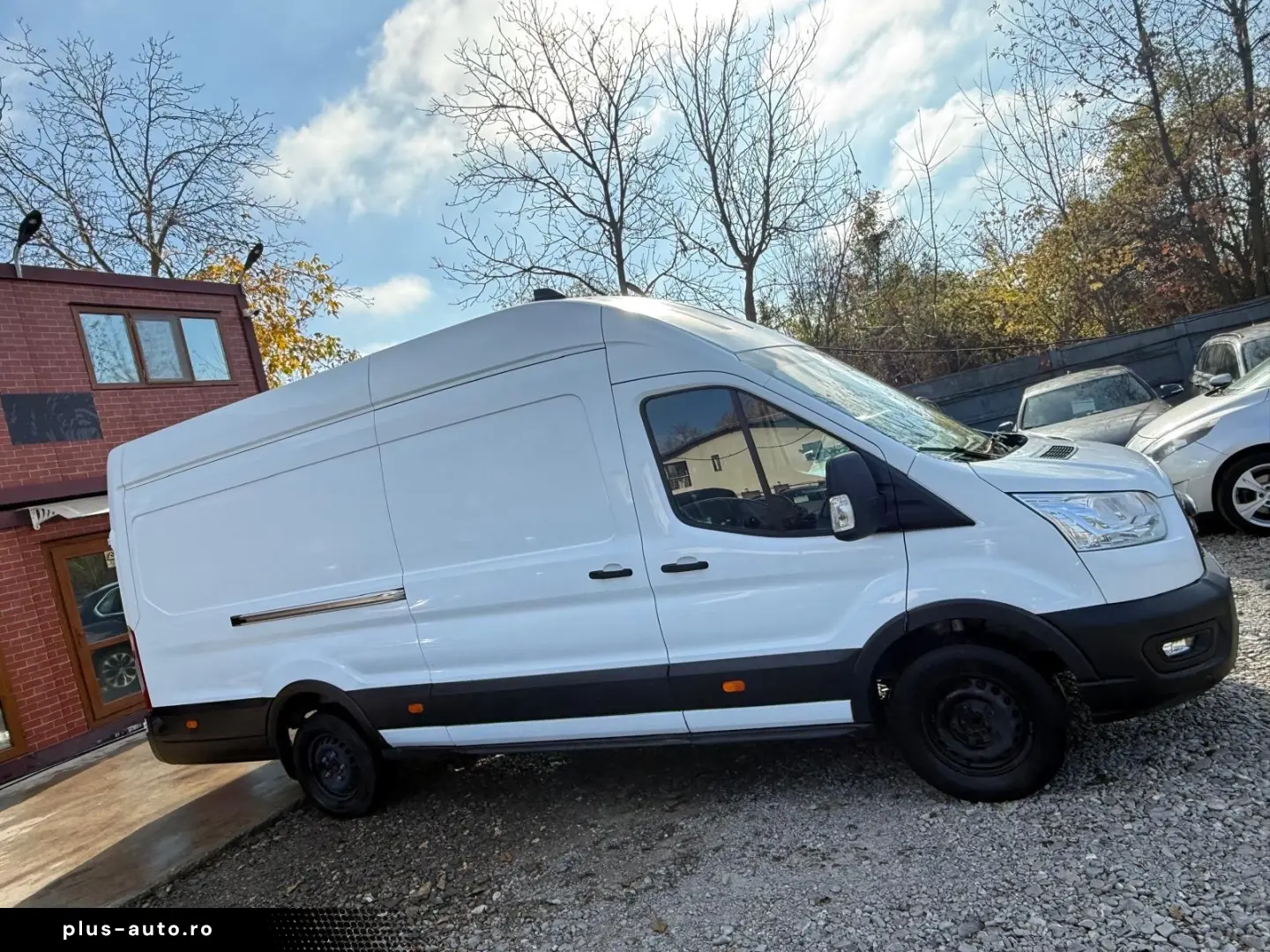 Ford Transit L4H3