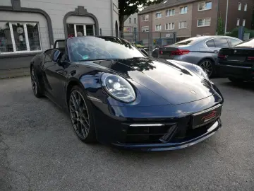 PORSCHE 992 Carrera 4 Cabriolet Sport Design Lift 360Kam