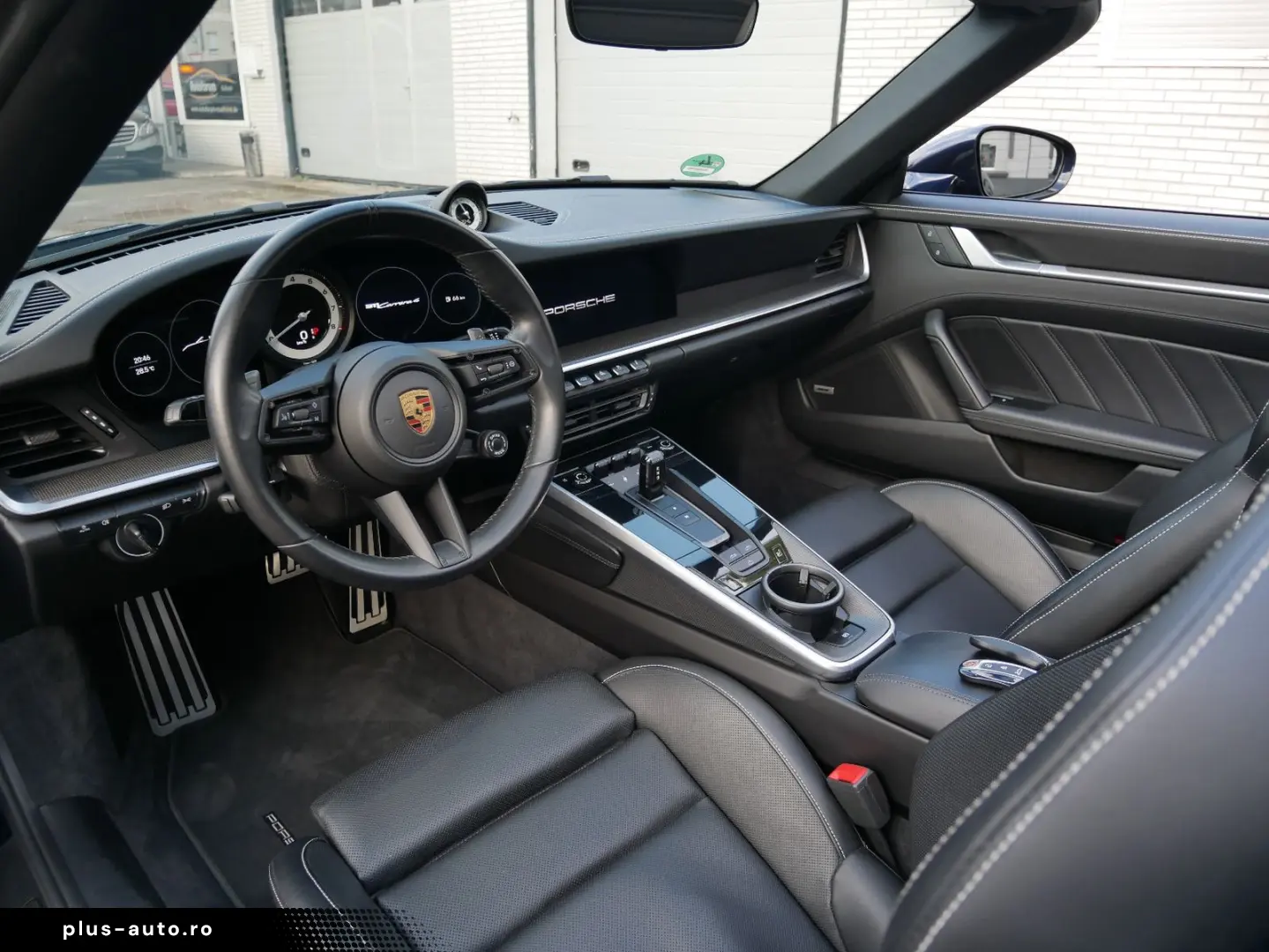 PORSCHE 992 Carrera 4 Cabriolet Sport Design Lift 360Kam