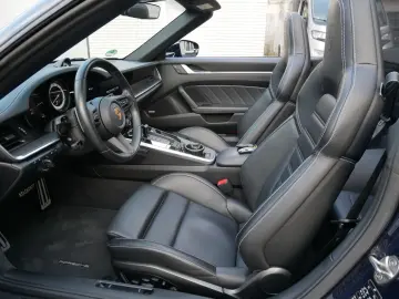 PORSCHE 992 Carrera 4 Cabriolet Sport Design Lift 360Kam