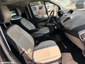 Ford Tourneo Custom 300 L2H1 VA Titanium