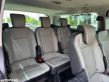 Ford Tourneo Custom 300 L2H1 VA Titanium