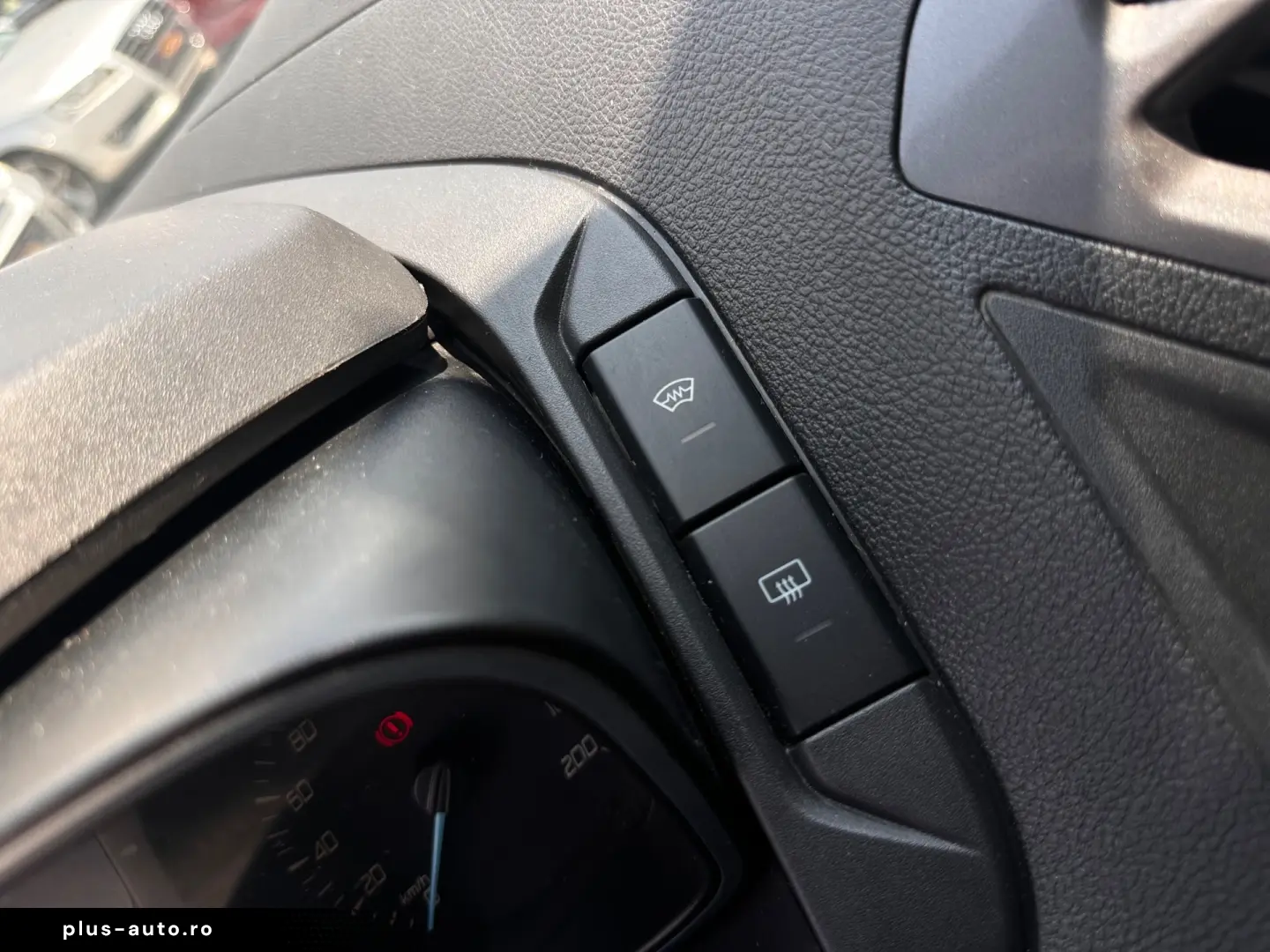 Ford Tourneo Custom 300 L2H1 VA Titanium