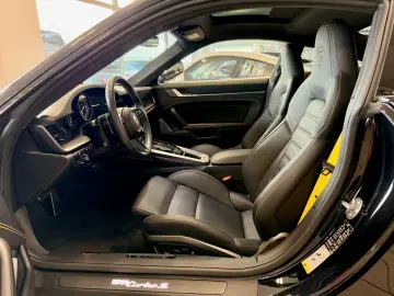 PORSCHE 911 992 Turbo S LIFT Schiebedach ACC APPROVED