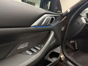 BMW M4 Competition M xDrive Cabrio