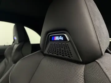 BMW M4 Competition M xDrive Cabrio