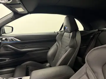 BMW M4 Competition M xDrive Cabrio