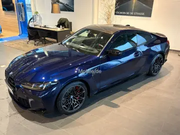 BMW M4 Competition Carbon