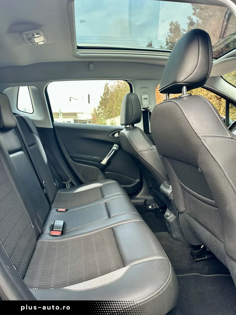 Peugeot 2008  121000 km  panoramic  navigatie  garantie rate