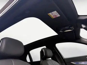 BMW 740d xDrive M Sportpaket Pro Iconic Glow AHK Mul