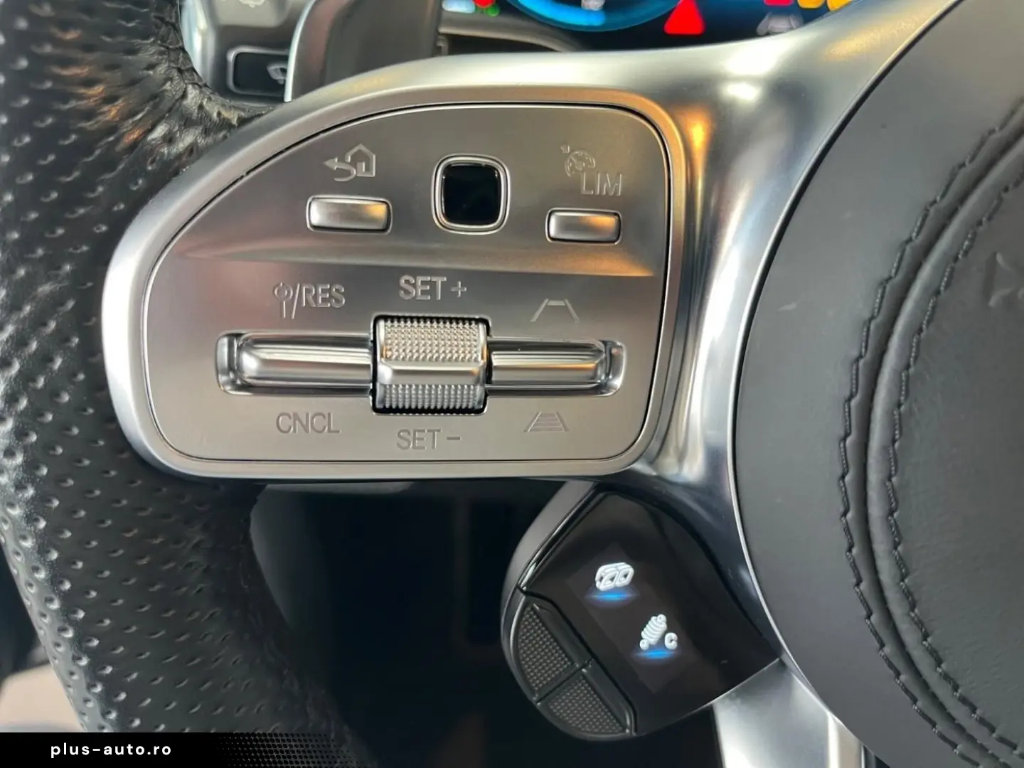 MERCEDES-BENZ AMG GLS 63 4MATIC  HUD Pano AHK Burmest