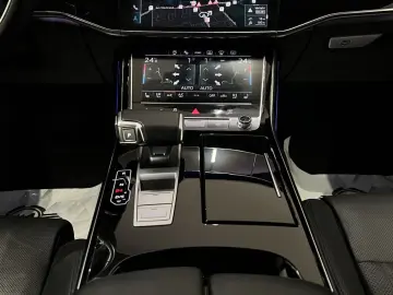 AUDI A8 50 L HUD SOFT LUFT MASAG MEMO 3D TV B&O PANO