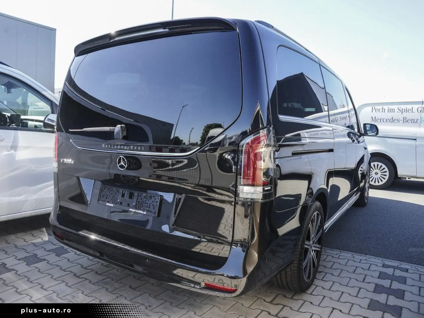 MERCEDES-BENZ V 300 d Exclusive lang AIRMATIC Distronic 360