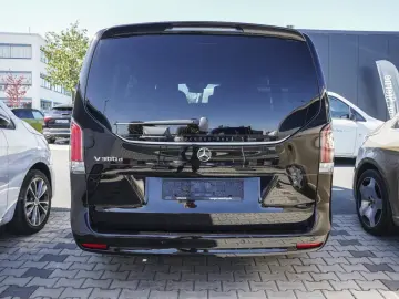 MERCEDES-BENZ V 300 d Exclusive lang AIRMATIC Distronic 360