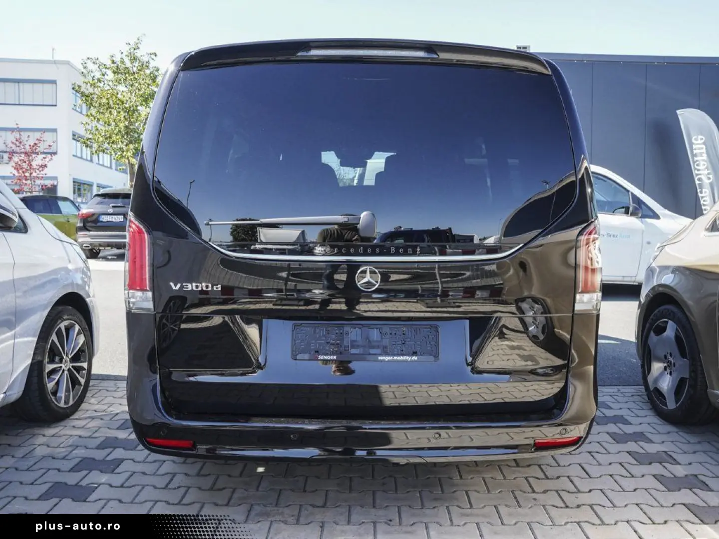 MERCEDES-BENZ V 300 d Exclusive lang AIRMATIC Distronic 360