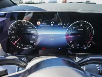 MERCEDES-BENZ V 300 d Exclusive lang AIRMATIC Distronic 360