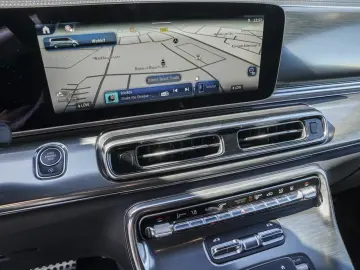 MERCEDES-BENZ V 300 d Exclusive lang AIRMATIC Distronic 360