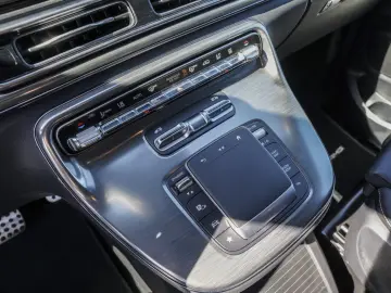 MERCEDES-BENZ V 300 d Exclusive lang AIRMATIC Distronic 360