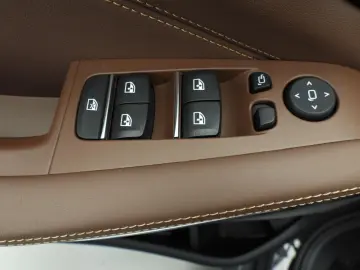 BMW X5 xDrive50e   M-Sportpakket   LED   Leder   HUD