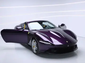 FERRARI Roma Spider Viola Hongkong Giallo Carbon Daytona