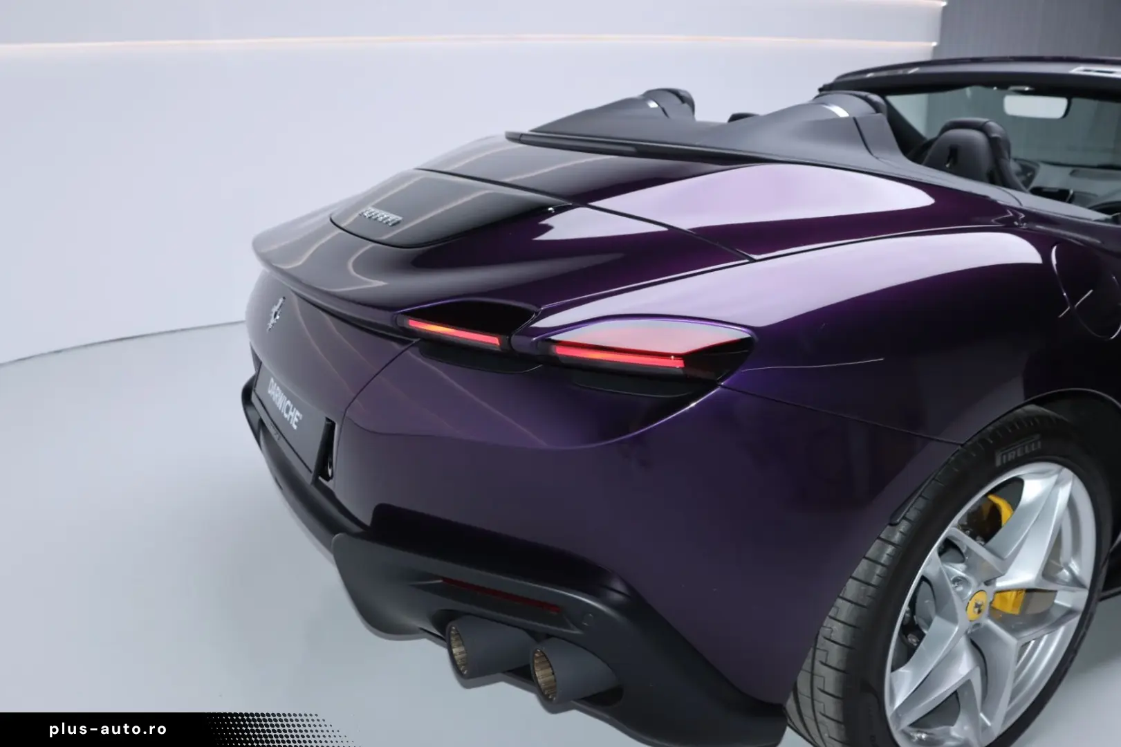 FERRARI Roma Spider Viola Hongkong Giallo Carbon Daytona