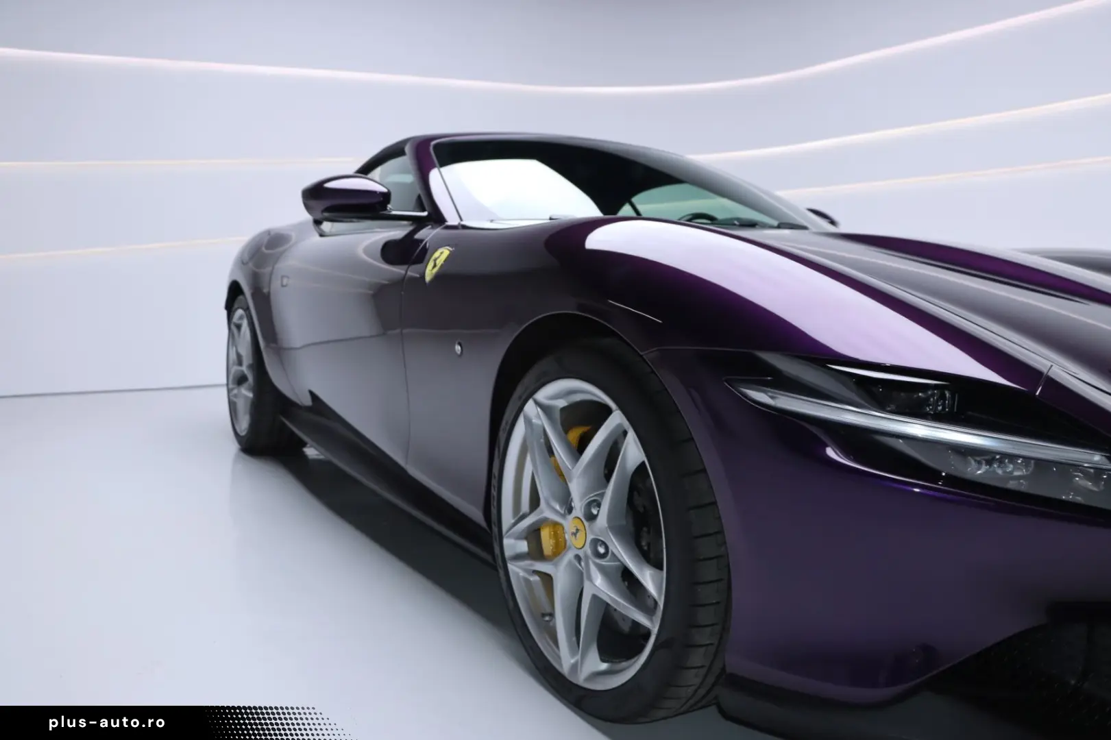 FERRARI Roma Spider Viola Hongkong Giallo Carbon Daytona