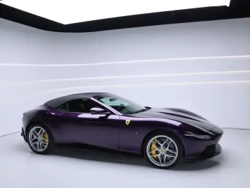 FERRARI Roma Spider Viola Hongkong Giallo Carbon Daytona