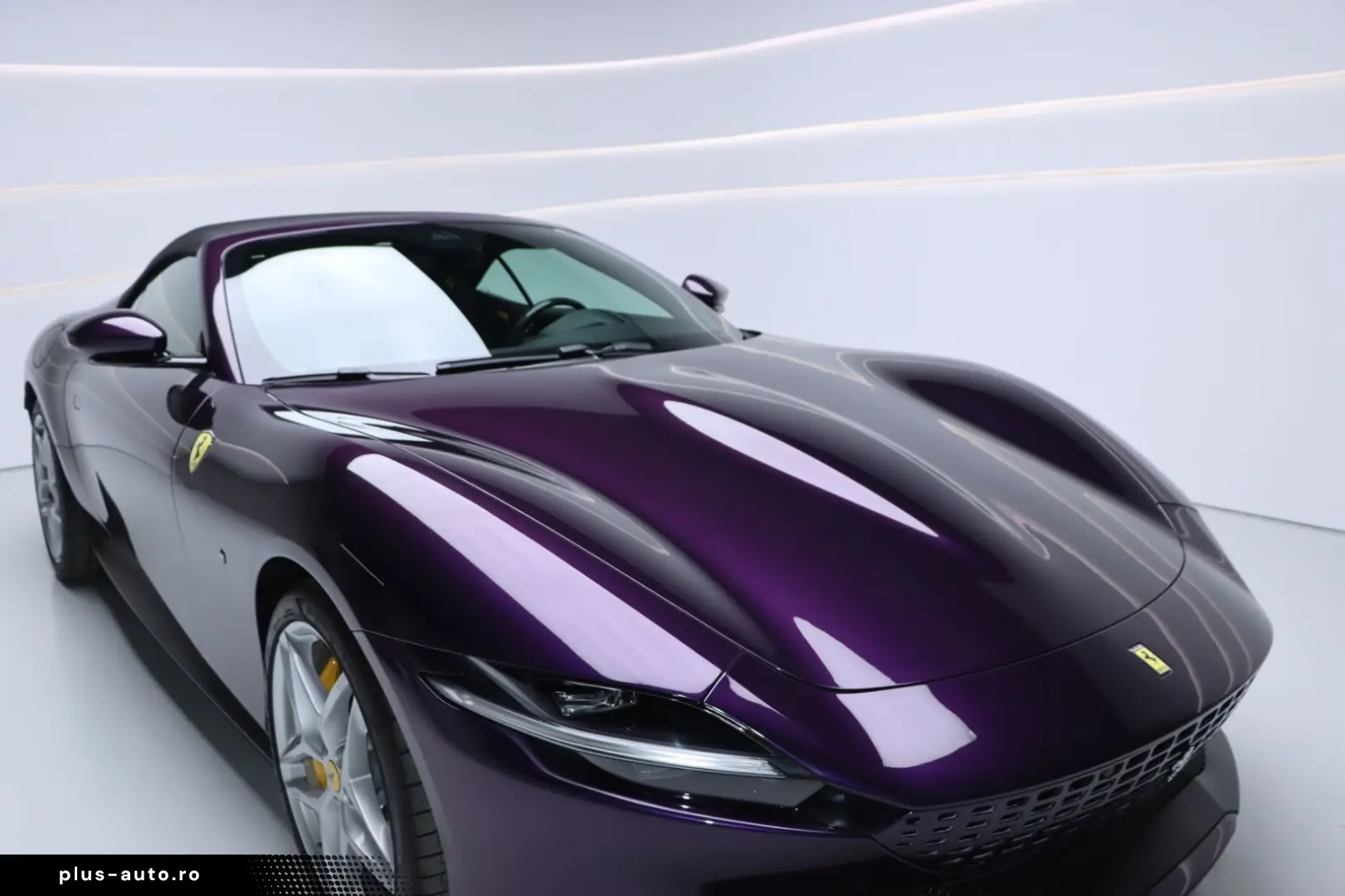 FERRARI Roma Spider Viola Hongkong Giallo Carbon Daytona