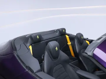 FERRARI Roma Spider Viola Hongkong Giallo Carbon Daytona