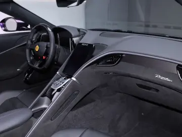 FERRARI Roma Spider Viola Hongkong Giallo Carbon Daytona