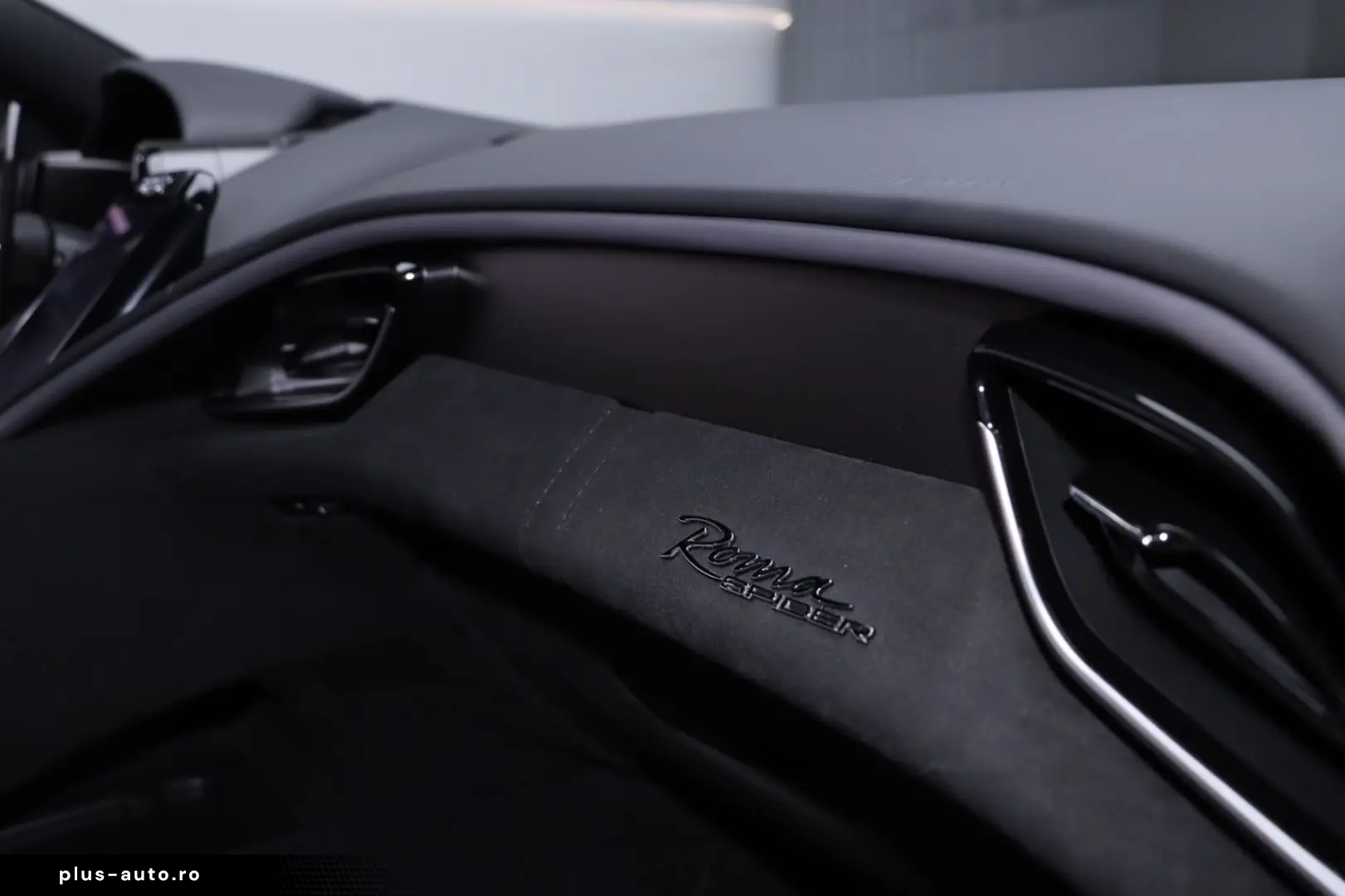 FERRARI Roma Spider Viola Hongkong Giallo Carbon Daytona