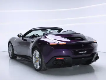 FERRARI Roma Spider Viola Hongkong Giallo Carbon Daytona