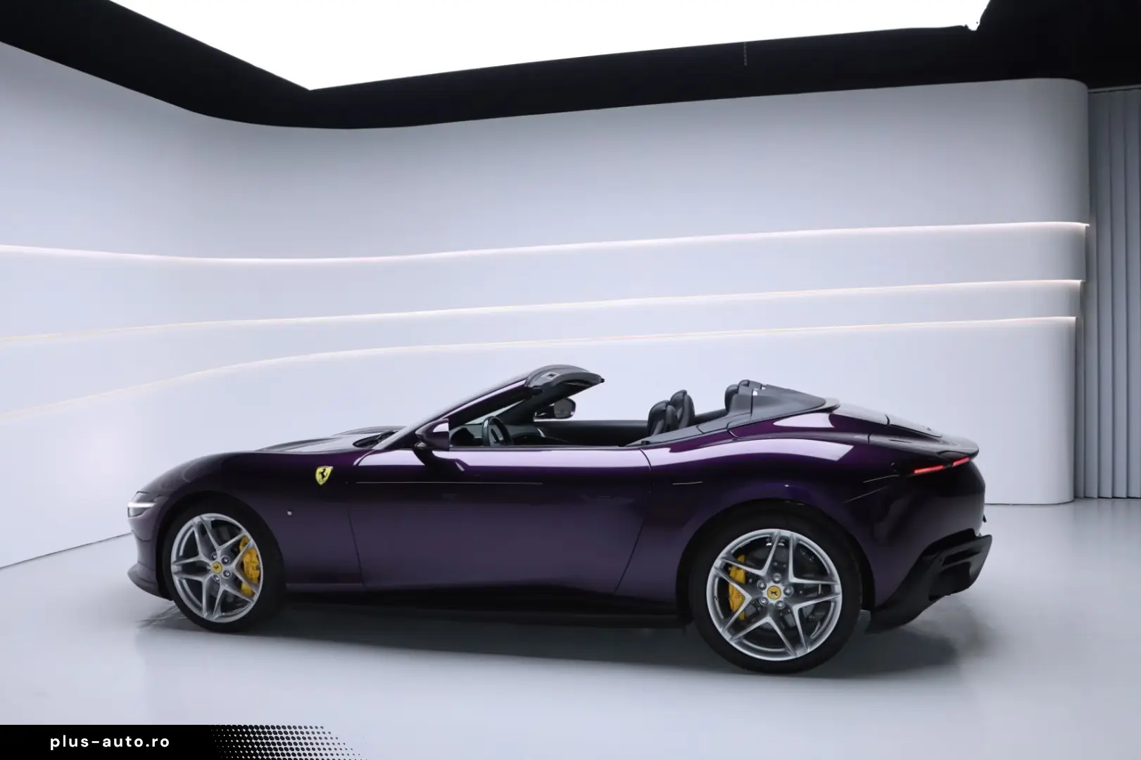 FERRARI Roma Spider Viola Hongkong Giallo Carbon Daytona