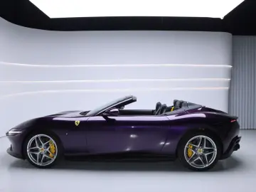 FERRARI Roma Spider Viola Hongkong Giallo Carbon Daytona