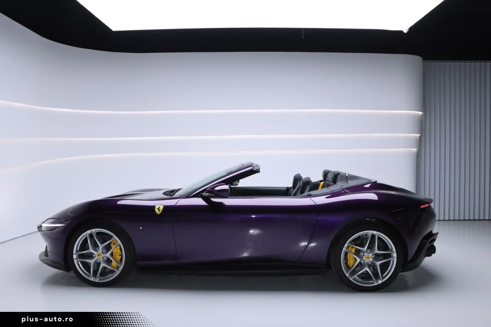 FERRARI Roma Spider Viola Hongkong Giallo Carbon Daytona