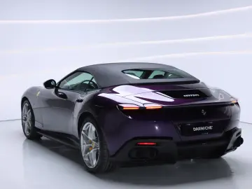 FERRARI Roma Spider Viola Hongkong Giallo Carbon Daytona