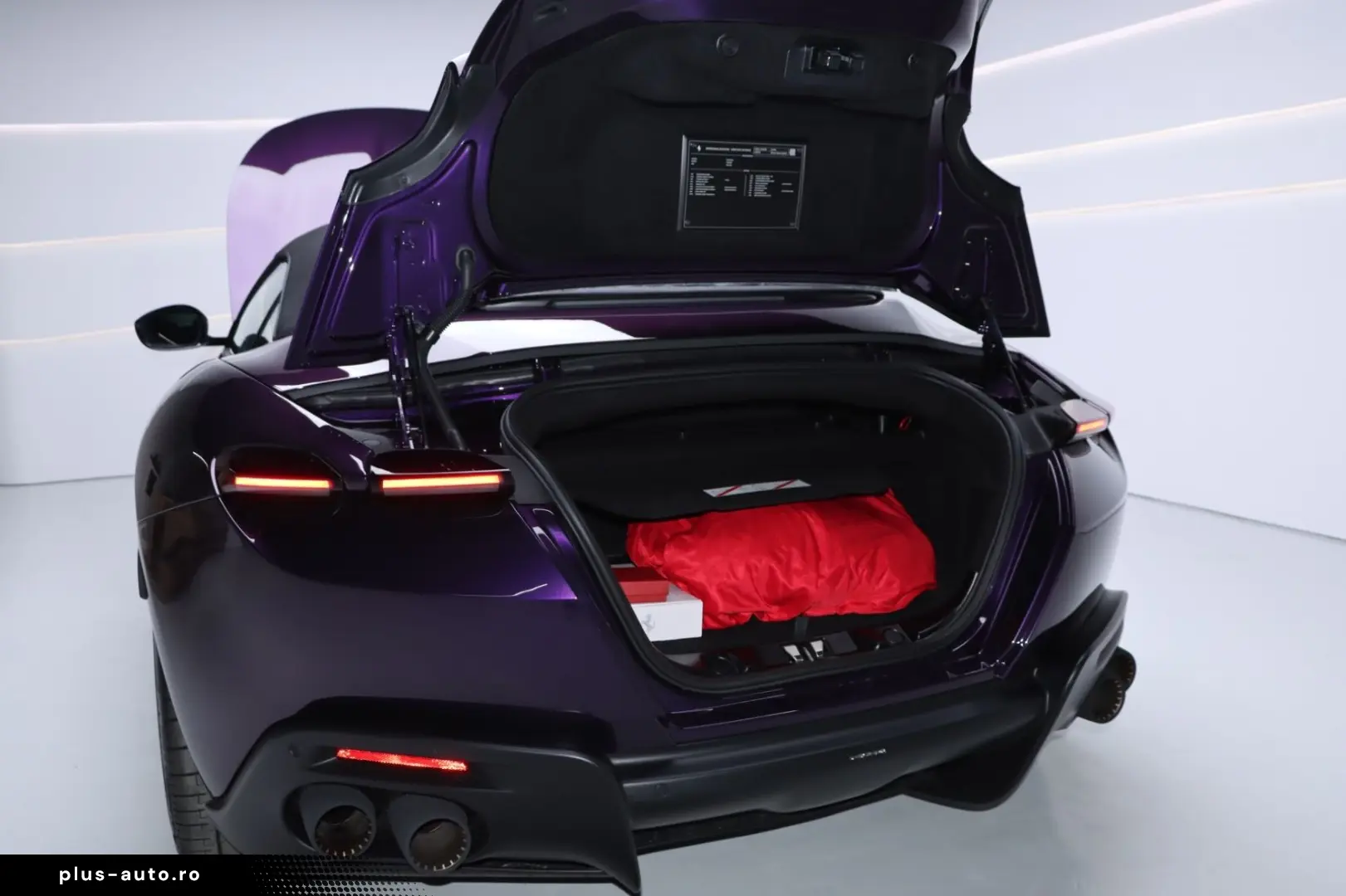 FERRARI Roma Spider Viola Hongkong Giallo Carbon Daytona