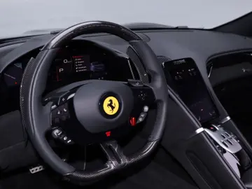 FERRARI Roma Spider Viola Hongkong Giallo Carbon Daytona