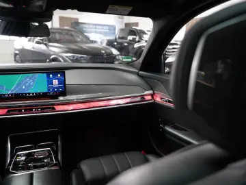 BMW 740 d xDrive M Sport