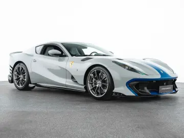 FERRARI 812 Competizione  Tailor Made