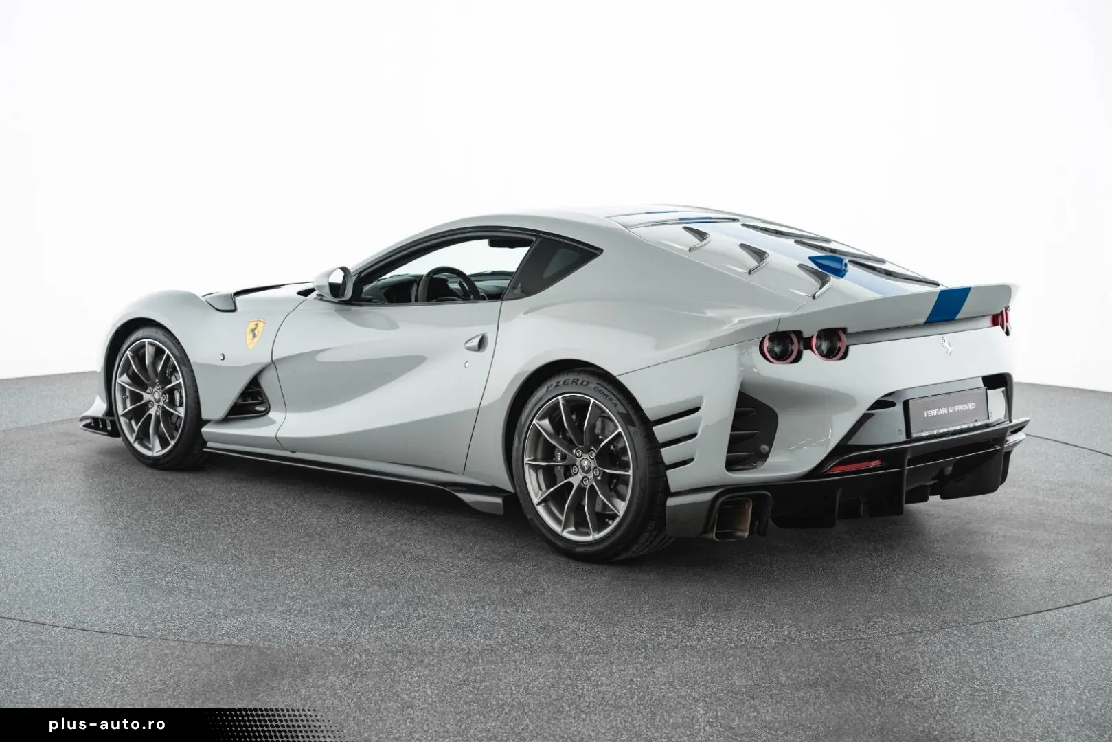 FERRARI 812 Competizione  Tailor Made